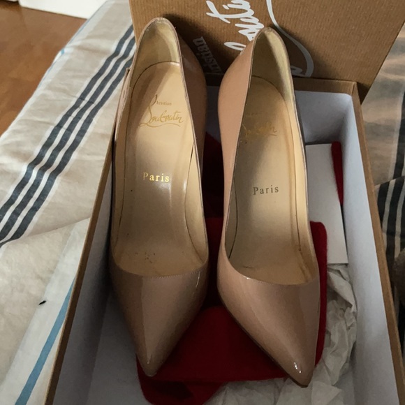 there really nice red bottoms - Picture 2 of 2